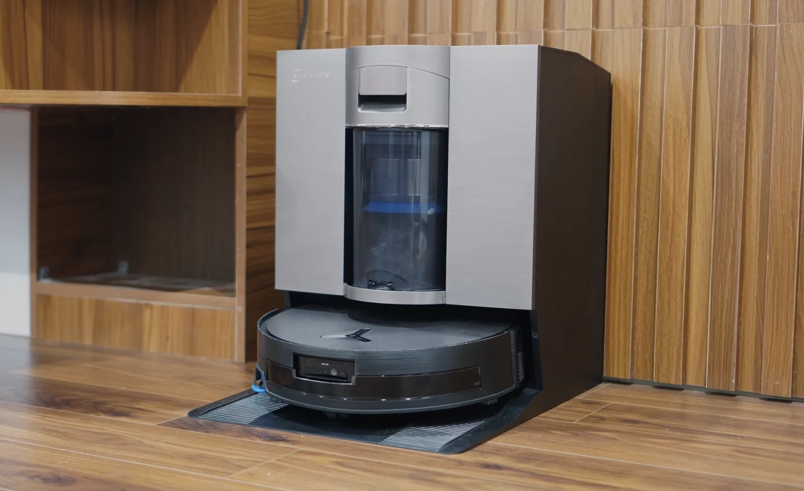 Ecovacs X11 OmniCyclone Robot H&uacute;t Bụi Lau Nh&agrave; Tự Động 2026